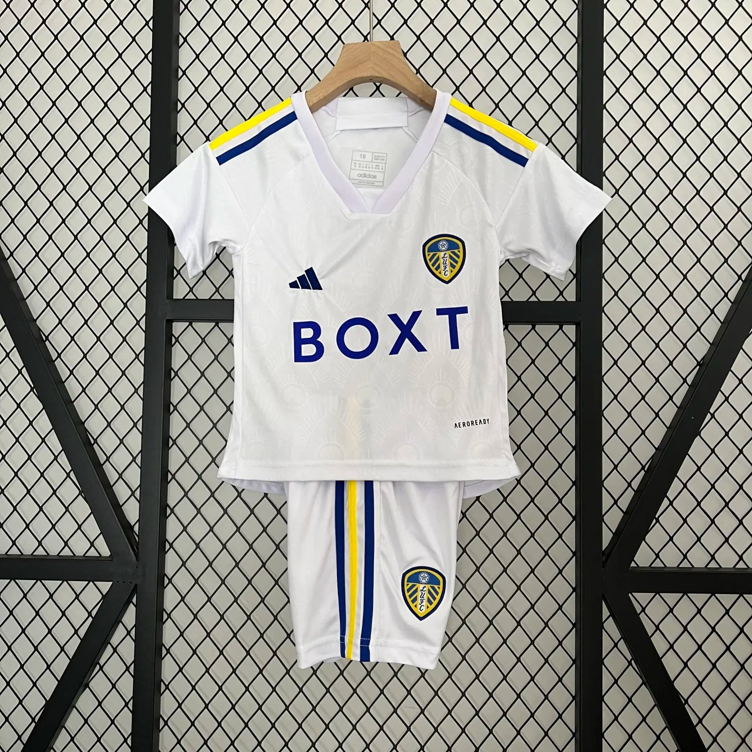 23-24 Leeds United Home Kids Kit