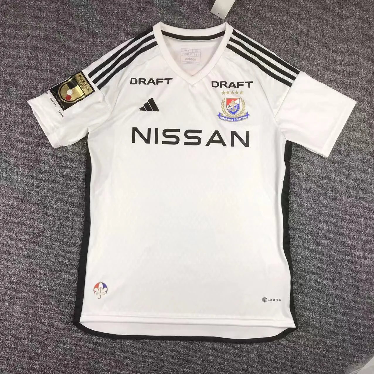 23-24 Yokohama F. Marinos Away Fans Jersey
