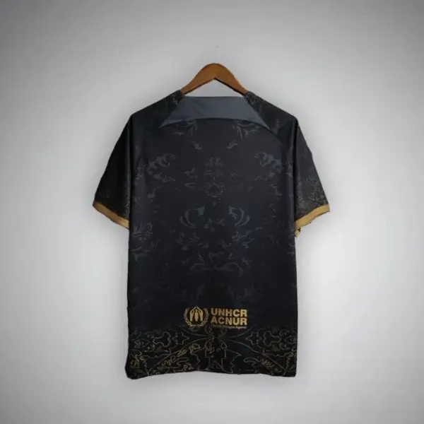 FC Barcelona "Golden Knight" Premium Kit - Image 2