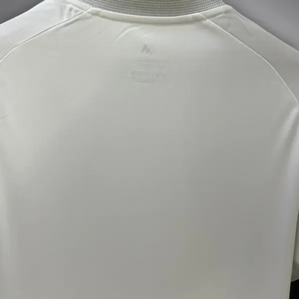 25/26 Real Madrid Home Kit - Image 5