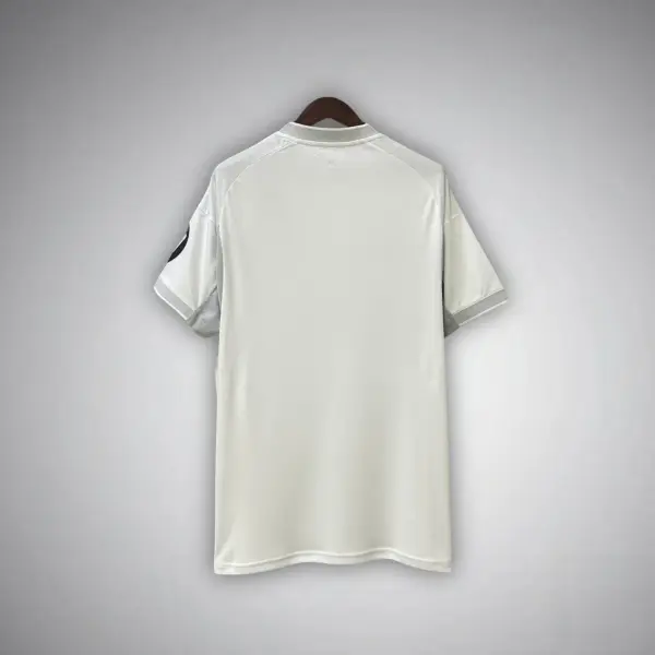25/26 Real Madrid Home Kit - Image 2
