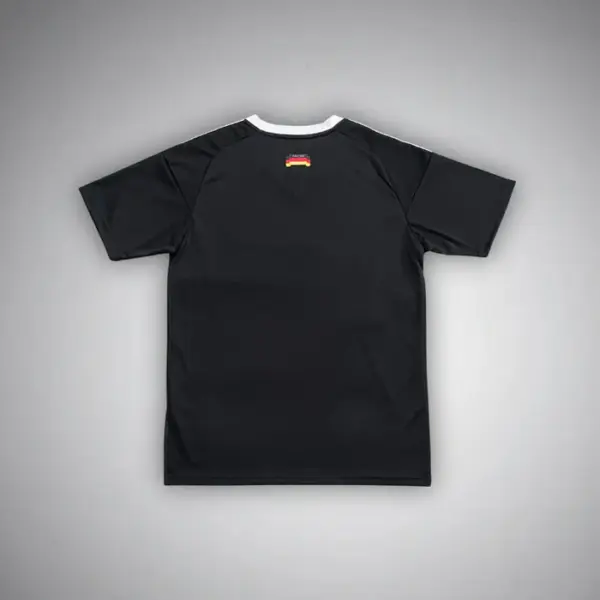 FC Bayern "Infinite Era" Premium Kit - Image 2