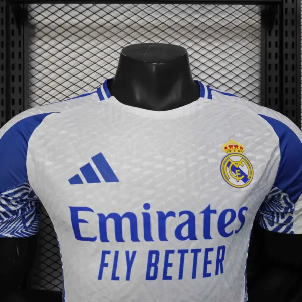 Real Madrid Special Kit 25-26 - Image 3