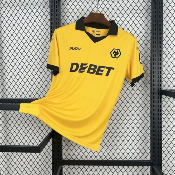 25-26 Wolves Home Fans Kit