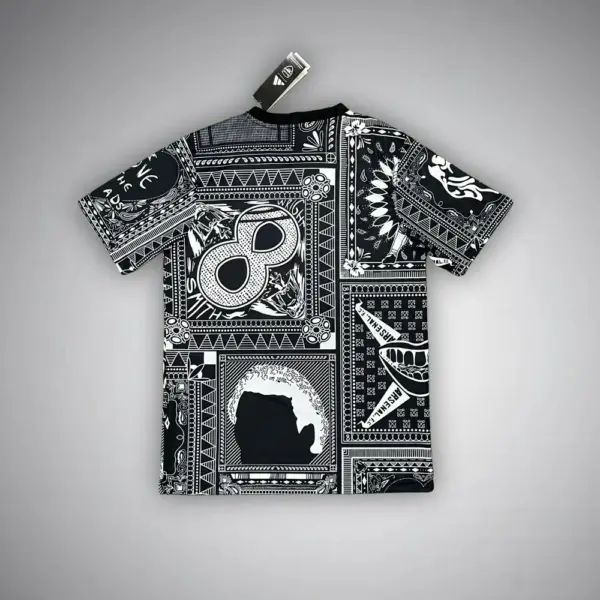 Arsenal "Heritage" Premium Kit - Image 2