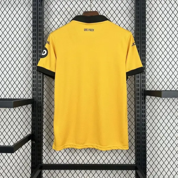 25-26 Wolves Home Fans Kit - Image 2