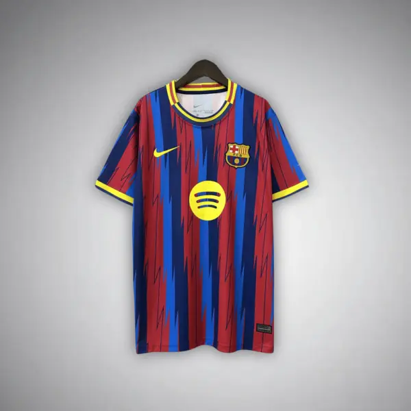 FC Barcelona "Graffiti Glory" Kit