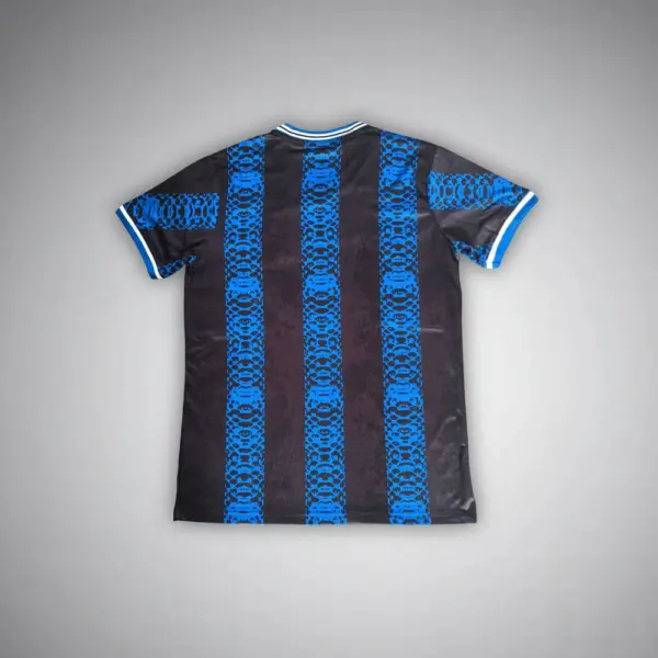 Inter Milan "Strike Milano" Premium Kit - Image 2
