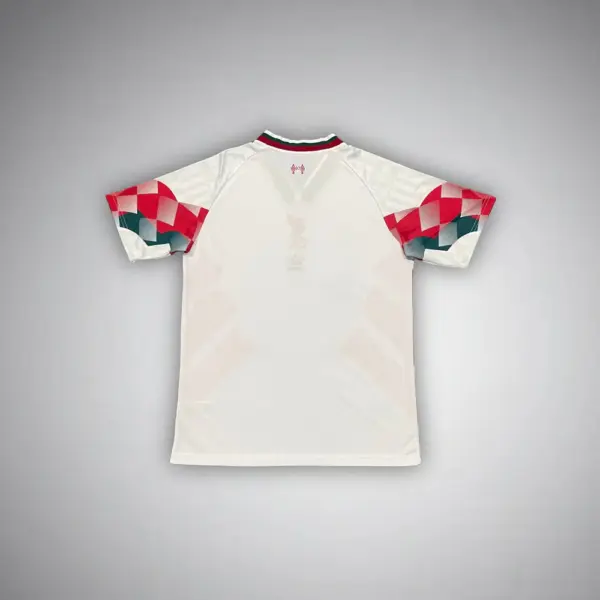 Liverpool "Greatness" Premium Kit - Image 2