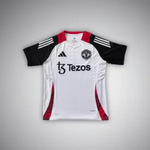 Manchester United "Tiro 24" Premium Kit