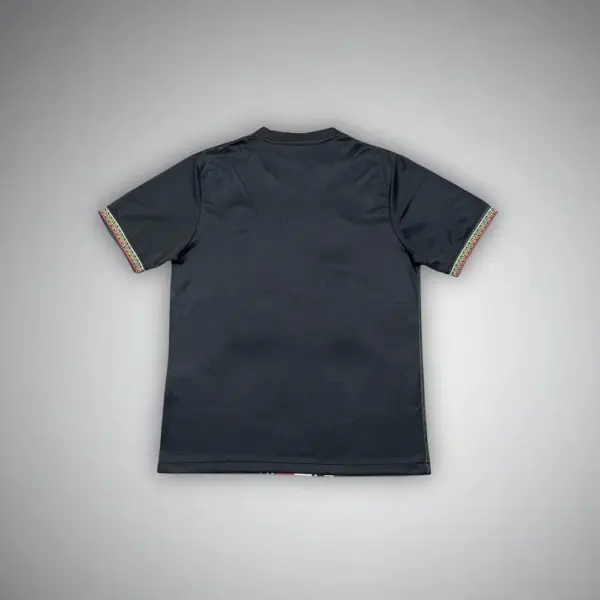 PSG "Le Prestige" Premium Kit - Image 2